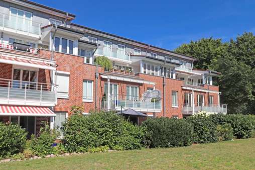 Rückansicht - Etagenwohnung in 28357 Bremen mit 111m² günstig kaufen