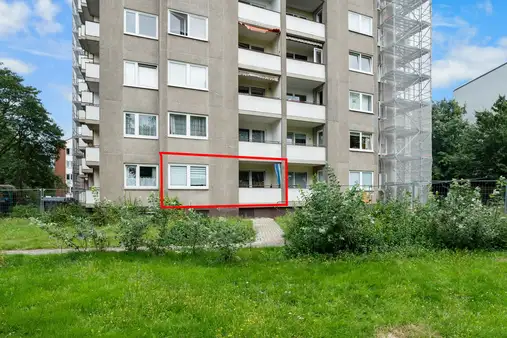 Bremen - Schwachhausen / 2-Zimmer-Wohnung mit Balkon und Keller, Fassadensanierung inklusive
