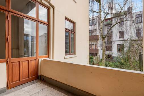 Loggia - Reihenmittelhaus in 28199 Bremen mit 247m² kaufen