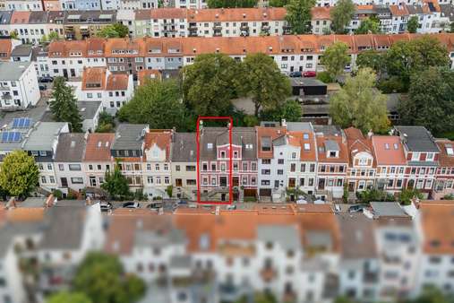 Drohnenansicht - Reihenmittelhaus in 28201 Bremen mit 155m² kaufen