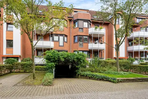 Bremen-Findorff: Attraktive Maisonettewohnung mit TG-Stellplatz und zus. Raum im Dachgeschoss