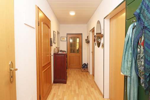 Flur - Etagenwohnung in 28199 Bremen mit 87m² kaufen