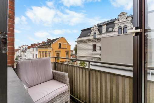 Balkon  - Etagenwohnung in 28203 Bremen mit 96m² kaufen