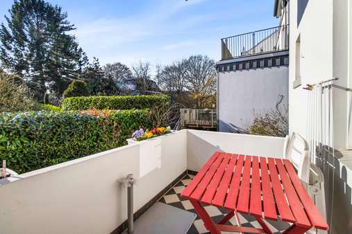 Balkon Hochparterre - Mehrfamilienhaus in 28211 Bremen mit 291m² als Kapitalanlage kaufen