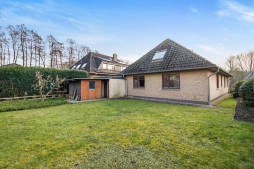 Außenansicht Außenansicht - Einfamilienhaus in 28259 Bremen mit 165m² kaufen