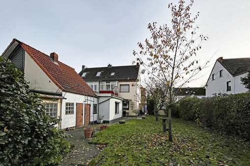Rückansicht - Doppelhaushälfte in 28239 Bremen mit 123m² kaufen