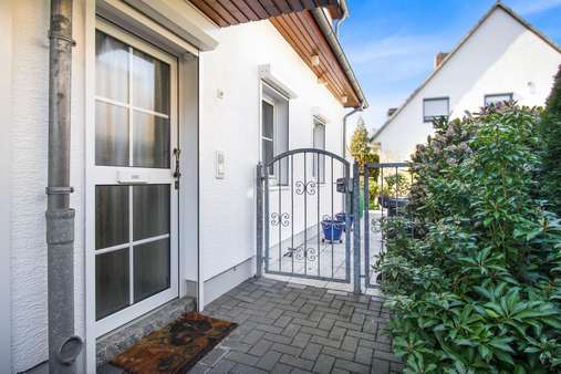 Eingangsbereich - Doppelhaushälfte in 28259 Bremen mit 84m² kaufen