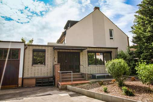 Außenansicht - Mehrfamilienhaus in 28309 Bremen mit 204m² kaufen