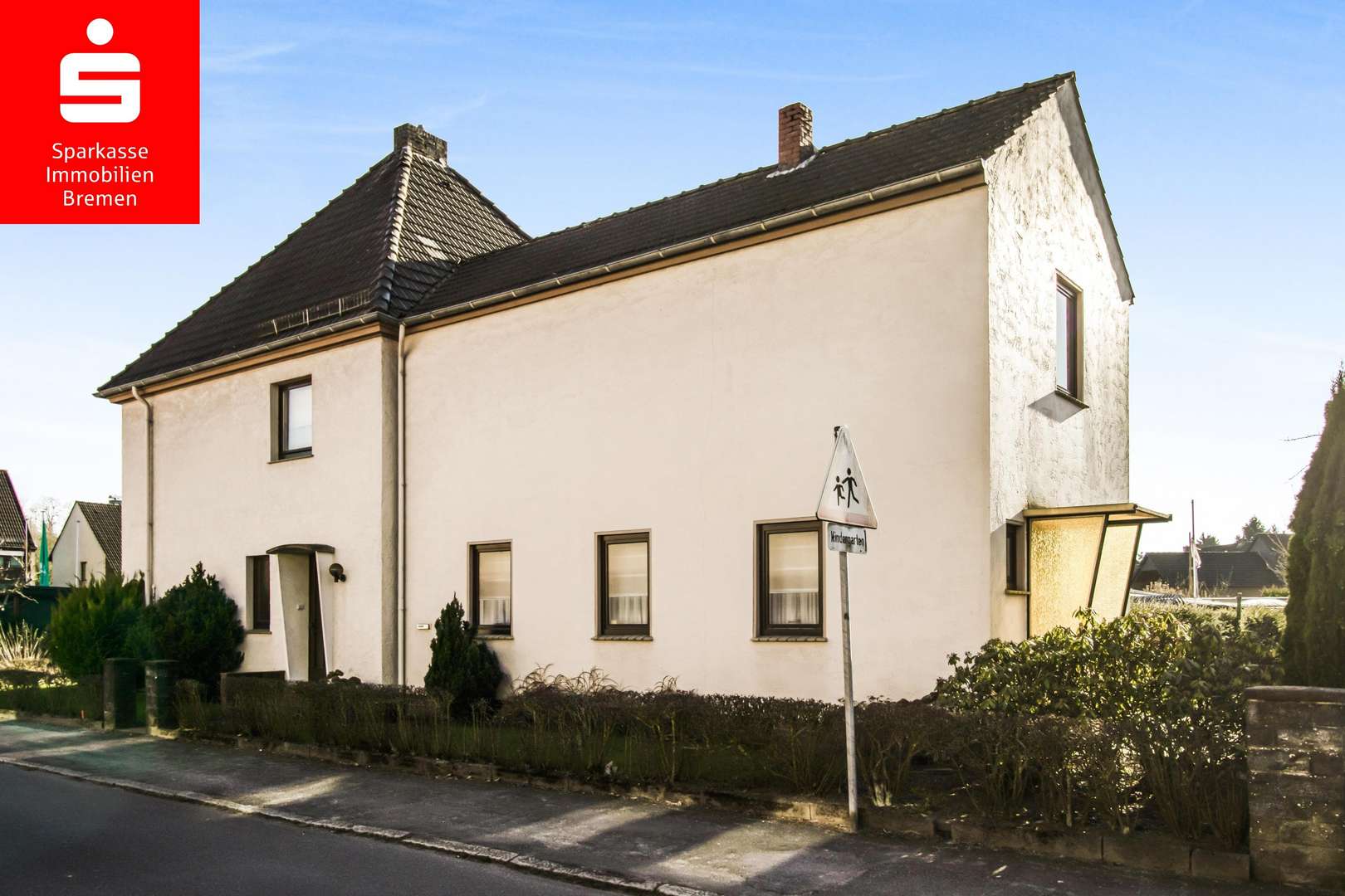 Frontansicht Frontansicht - Einfamilienhaus in 28755 Bremen mit 200m² kaufen