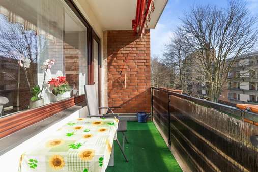 Loggia - Etagenwohnung in 28237 Bremen mit 74m² kaufen