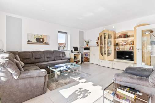 Wohnbereich - Etagenwohnung in 28237 Bremen mit 74m² kaufen