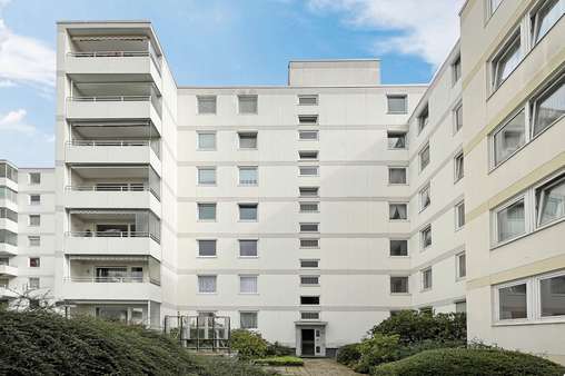 Frontansicht - Erdgeschosswohnung in 28329 Bremen mit 70m² kaufen