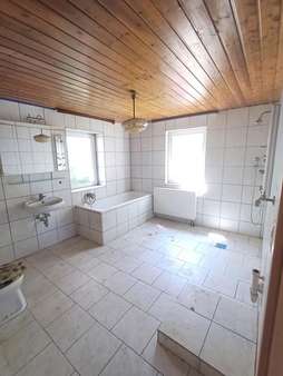 Bad - Doppelhaushälfte in 72364 Obernheim mit 120m² kaufen