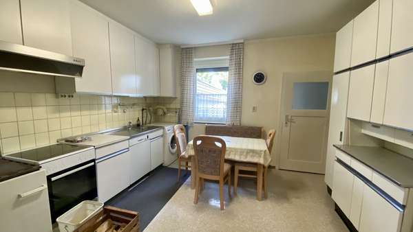 Küche im Erdgschoss - Bauernhaus in 78073 Bad Dürrheim mit 131m² kaufen