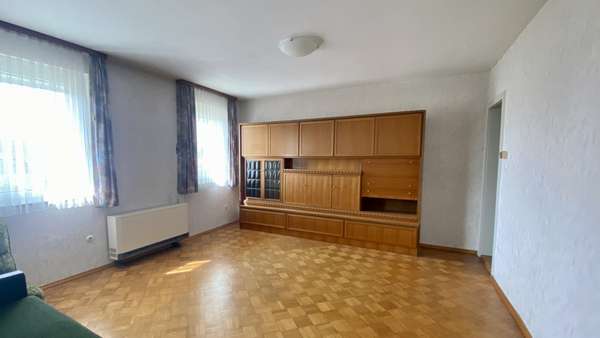 Wohnen im Obergeschoss - Bauernhaus in 78073 Bad Dürrheim mit 131m² kaufen
