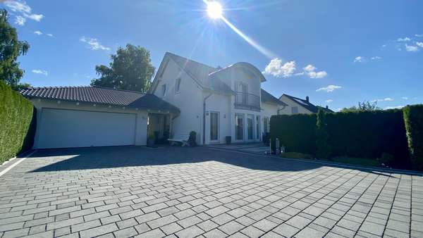 Einfamilienhaus in 78652 Deißlingen mit 193m² kaufen