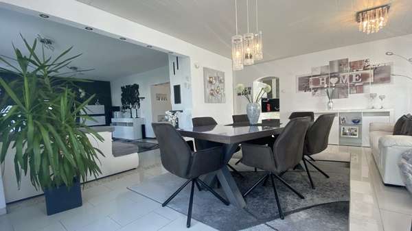 Essen - Einfamilienhaus in 78652 Deißlingen mit 193m² kaufen