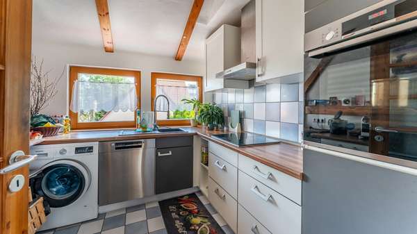 Küche Küche - Dachgeschosswohnung in 78609 Tuningen mit 86m² kaufen
