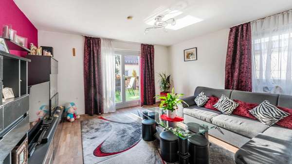 Wohnzimmer Wohnzimmer - Mehrfamilienhaus in 78054 Villingen-Schwenningen mit 292m² kaufen