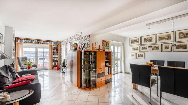 Wohn- und Essbereich Wohn- und Essbereich - Etagenwohnung in 78056 Villingen-Schwenningen mit 96m² kaufen