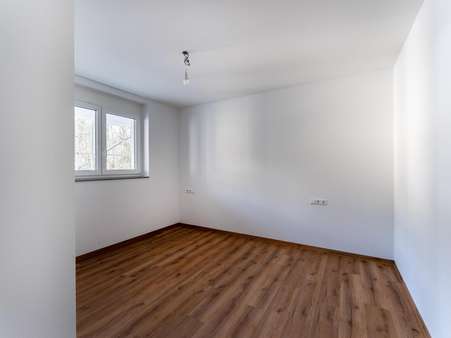 Zimmer - Etagenwohnung in 78073 Bad Dürrheim mit 79m² kaufen