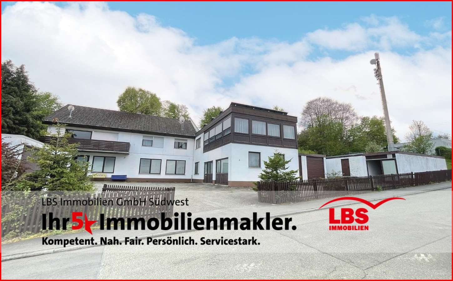 Ansicht vom Anwesen - Einfamilienhaus in 72477 Schwenningen mit 297m² kaufen