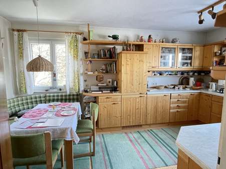 Küche mit Einbauküche - Doppelhaushälfte in 88605 Meßkirch mit 138m² kaufen
