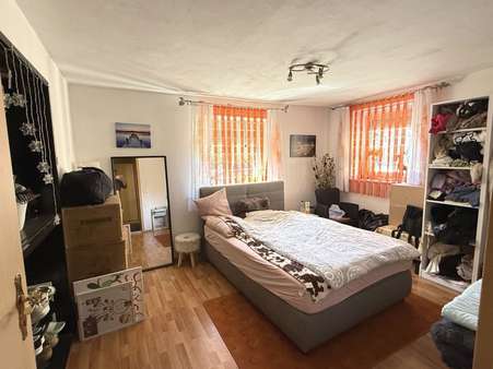 Schlafzimmer - EG - Mehrfamilienhaus in 72516 Scheer mit 288m² kaufen