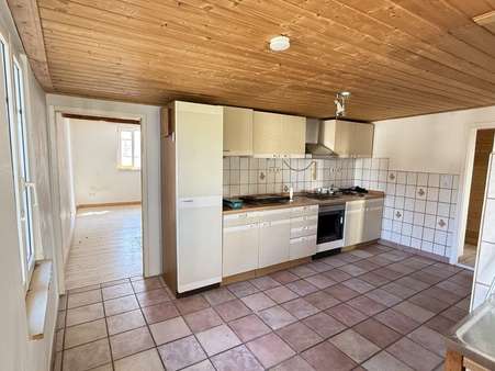 Großzügige Küche mit EBK - Bauernhaus in 72488 Sigmaringen mit 139m² kaufen