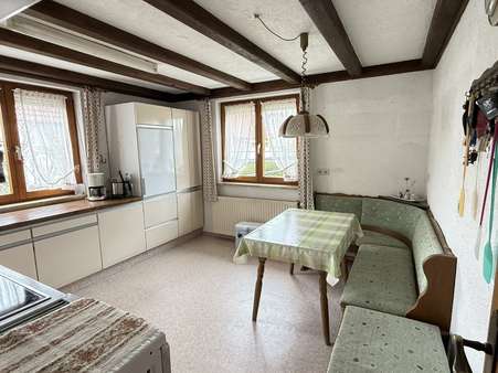 Helle Küche mit EBK im EG Helle Küche mit EBK im EG - Einfamilienhaus in 88605 Meßkirch mit 193m² kaufen