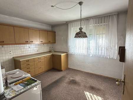 Helle Küche mit EBK im EG Helle Küche mit EBK im EG - Doppelhaushälfte in 88605 Meßkirch mit 126m² kaufen