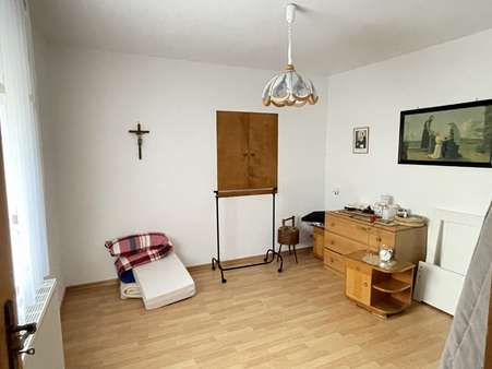 Zimmer im Erdgeschoss - Bauernhaus in 72510 Stetten mit 113m² kaufen