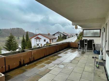35 m² große Süd-Terrasse - Appartement in 72461 Albstadt mit 51m² kaufen