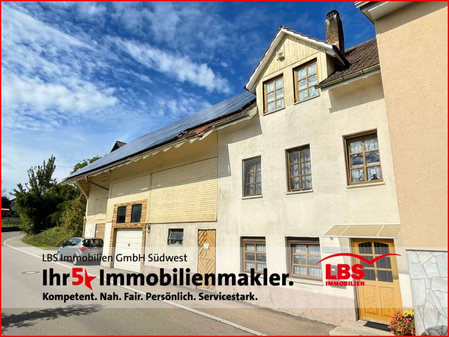 Ansicht mit 2 Garagen - Bauernhaus in 88605 Meßkirch mit 122m² kaufen