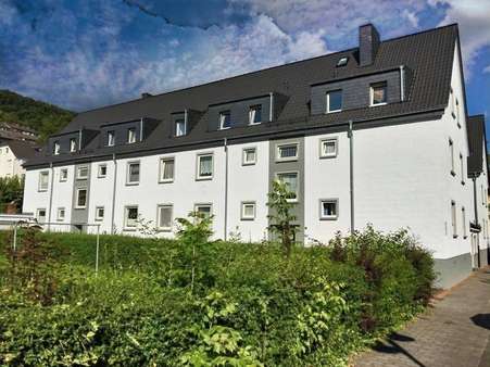 Hausansicht 1 u. 3 - Mehrfamilienhaus in 56377 Nassau mit 1134m² kaufen