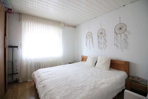 Schlafzimmer 1 - Maisonette-Wohnung in 46045 Oberhausen mit 117m² kaufen