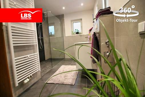 Badezimmer EG - Einfamilienhaus in 46049 Oberhausen mit 230m² günstig kaufen