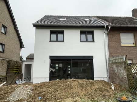 Rückseite - Reihenendhaus in 47495 Rheinberg mit 153m² mieten