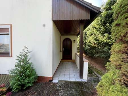 Treten Sie näher... - Einfamilienhaus in 27711 Osterholz-Scharmbeck mit 130m² günstig kaufen