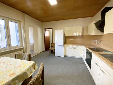 EG | Küchenbereich mit Sitzmöglichkeit - Einfamilienhaus in 63110 Rodgau mit 204m² kaufen