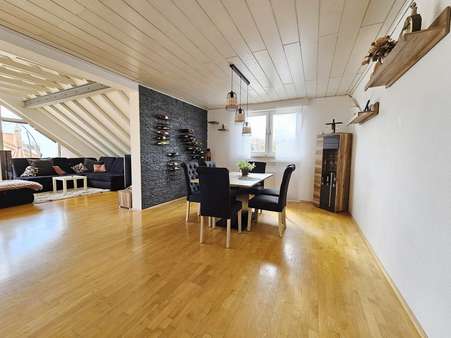 DG | Offener Wohn-/ Essbereich - Mehrfamilienhaus in 63150 Heusenstamm mit 340m² kaufen