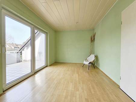 OG | Esszimmer mit Zugang zum Balkon - Zweifamilienhaus in 63500 Seligenstadt mit 187m² kaufen
