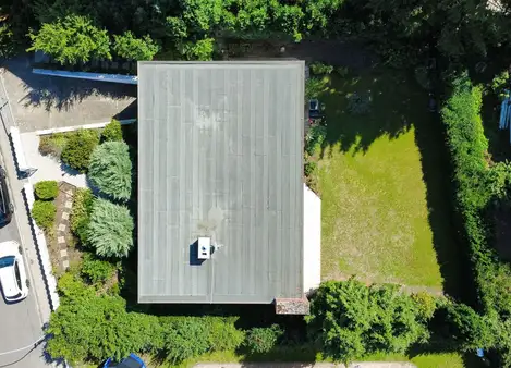 BungalowTraum mit Sonnengarten und Entwicklungspotential in Bestlage
