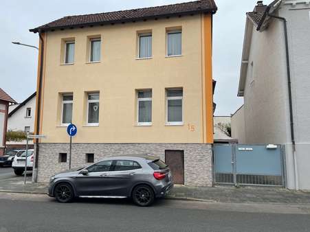 Außenansicht Außenansicht - Doppelhaushälfte in 63179 Obertshausen mit 120m² kaufen