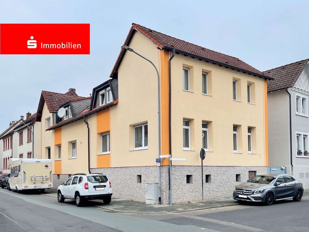 Außenansicht Außenansicht - Doppelhaushälfte in 63179 Obertshausen mit 120m² kaufen