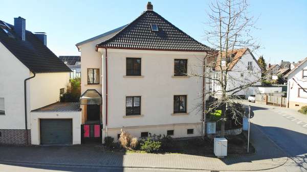 Luftaufnahme -Hausansicht- - Einfamilienhaus in 63110 Rodgau mit 188m² kaufen