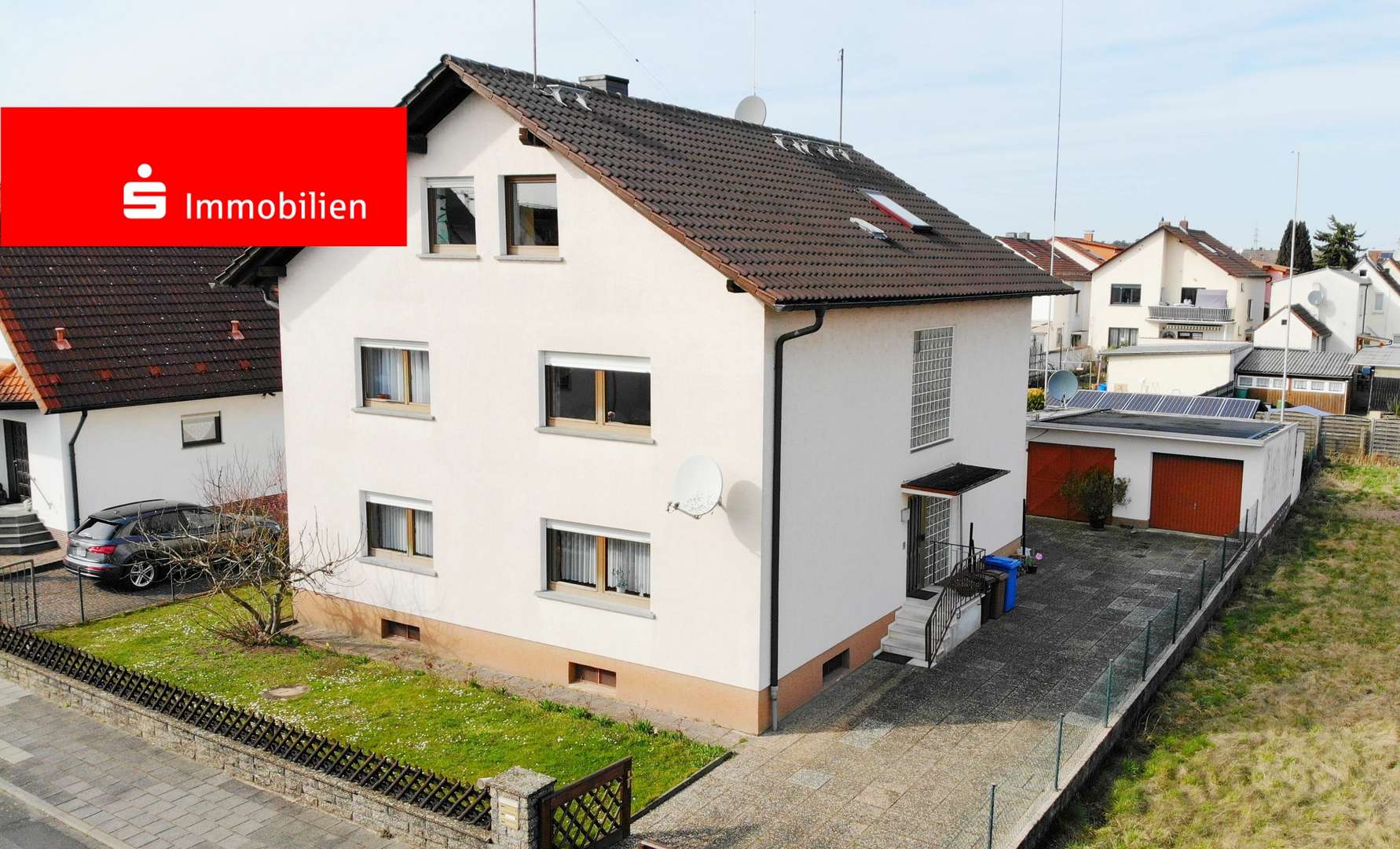 Familienglück! Dreifamilienhaus mit großem... - Mehrfamilienhaus in 63500 Seligenstadt mit 253m² kaufen