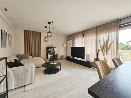 EG - Wohnzimmer - Zweifamilienhaus in 63110 Rodgau mit 191m² kaufen