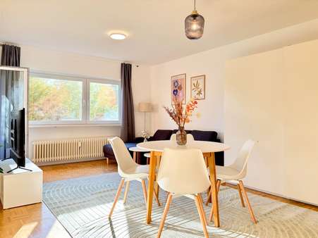 Wohnbereich - Erdgeschosswohnung in 63110 Rodgau mit 45m² mieten