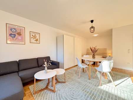 Wohnbereich - Erdgeschosswohnung in 63110 Rodgau mit 45m² mieten